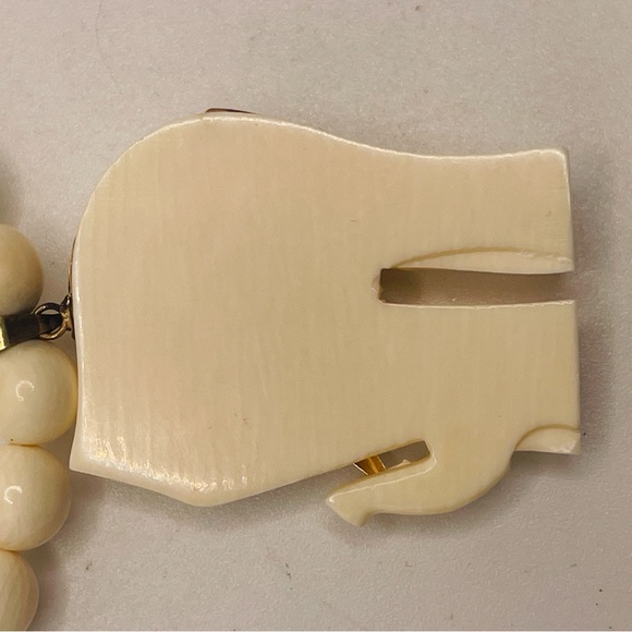 Vintage 14k 585 Yellow Gold Ruby Bone Elephant Pendant on Beaded Necklace - Picture 4 of 6